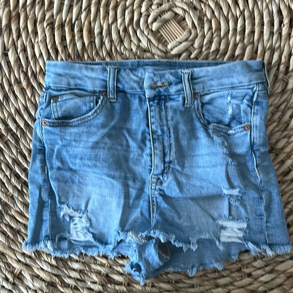 American Eagle blue women’s cut off shorts size 4